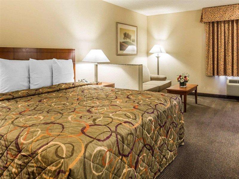 California Inn And Suites בייקרספילד מראה חיצוני תמונה