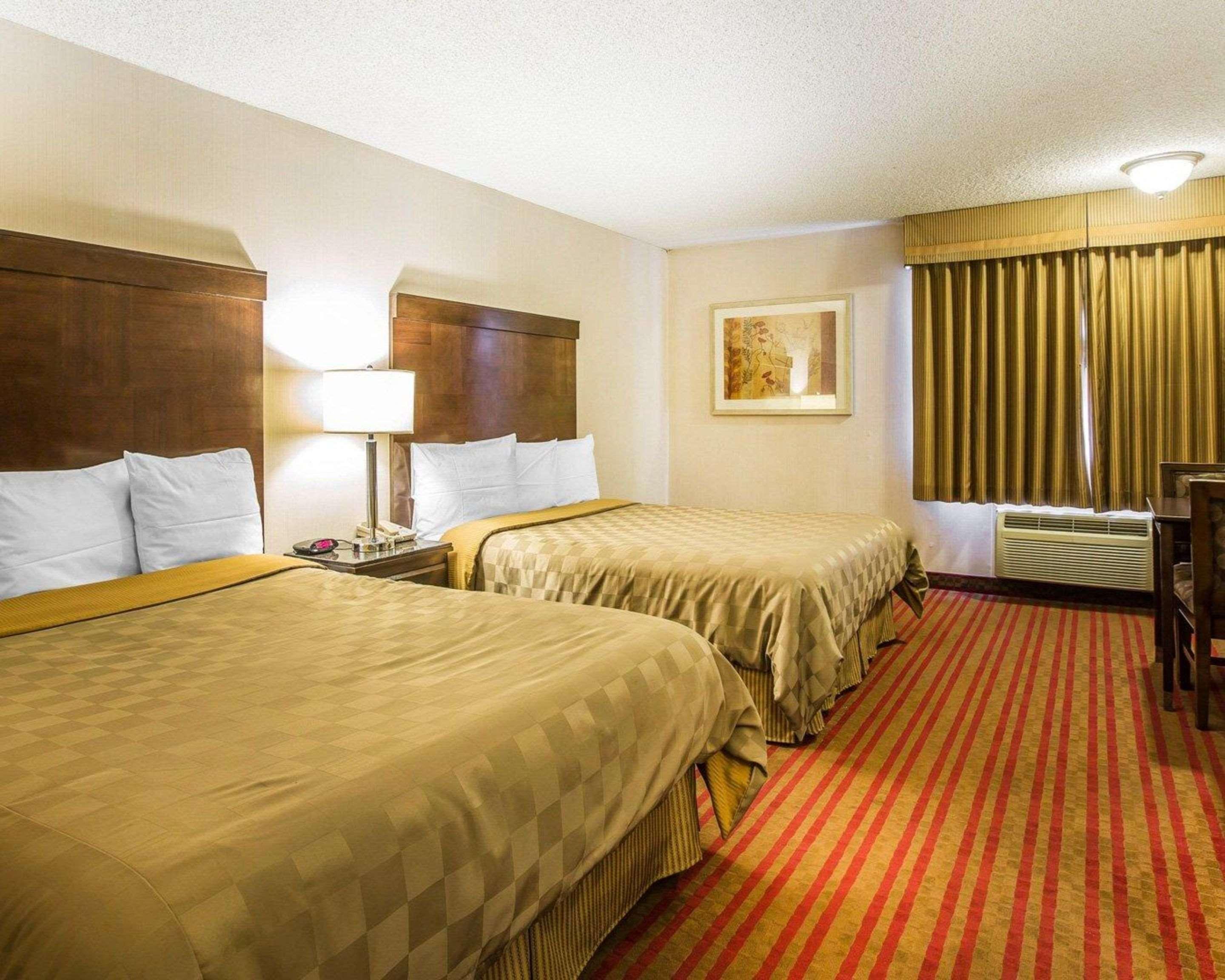 California Inn And Suites בייקרספילד מראה חיצוני תמונה